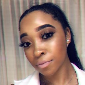 Meet your Posher, Chelsie